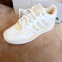Sneaker neu Größe 40.5 Nordrhein-Westfalen - Velbert Vorschau