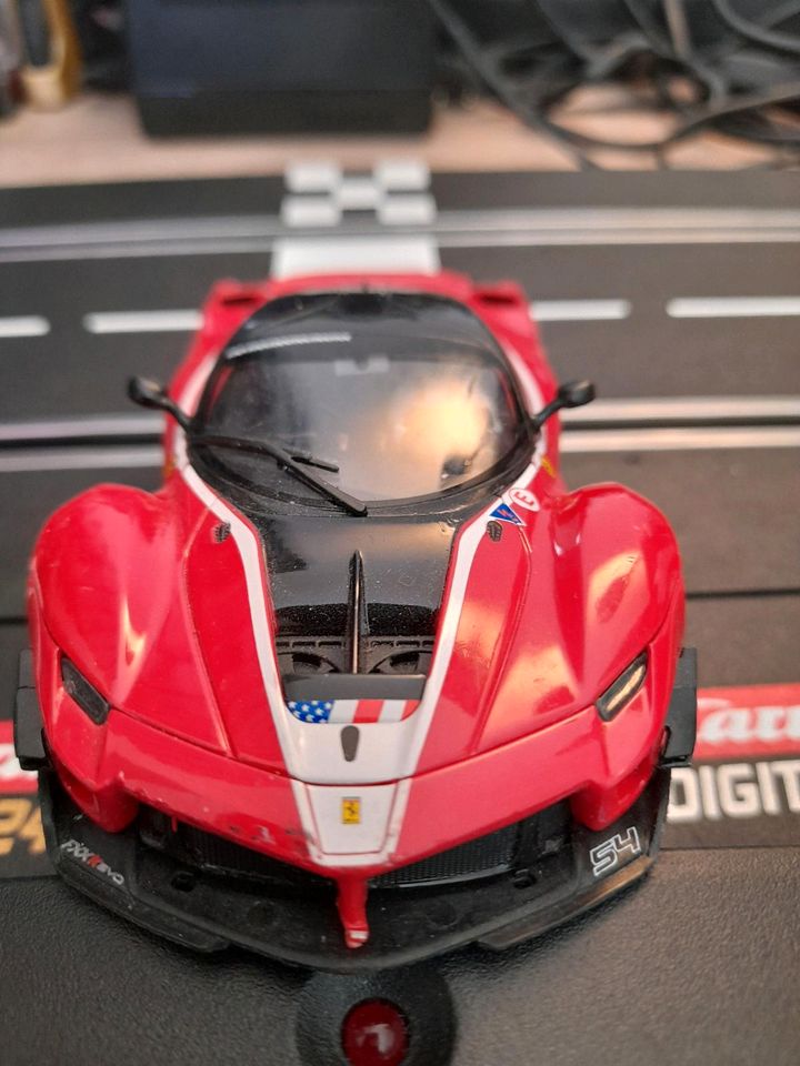 CARRERA EVOLUTION FERRARI FXX Nr 30894 mit Licht in Betzendorf