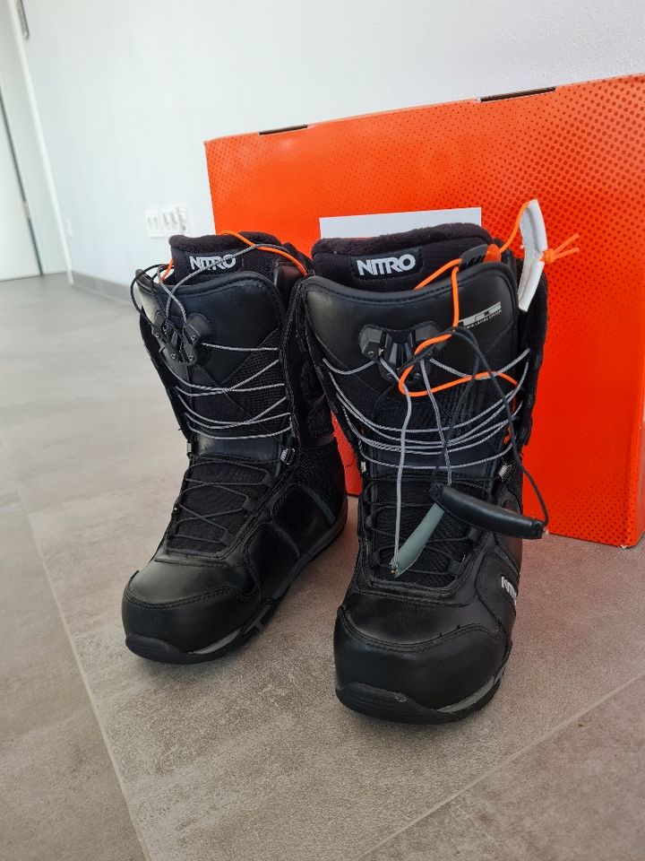 Nitro CROWN TLS Snowboardboots Damen Snowboardschuhe Größe 8,5 40 in Schierling