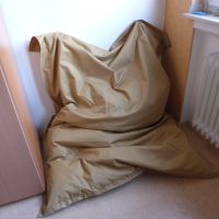 Sitzsack ca. 135 x 170 cm in khaki/helles braun Nordrhein-Westfalen - Paderborn Vorschau