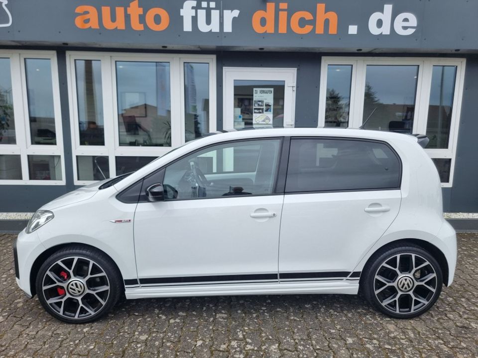 Volkswagen up! GTI*PDC*SHZ*17 Zoll Alu* in Jerichow