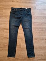 Only Carmakoma Damen Stretch Jeans Gr. 48  L 34 top Zustand Nordrhein-Westfalen - Bocholt Vorschau