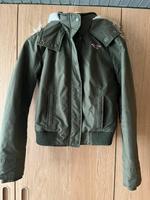 Hollister Jacke grün Damen Größe 36 Fell Baden-Württemberg - Freiburg im Breisgau Vorschau
