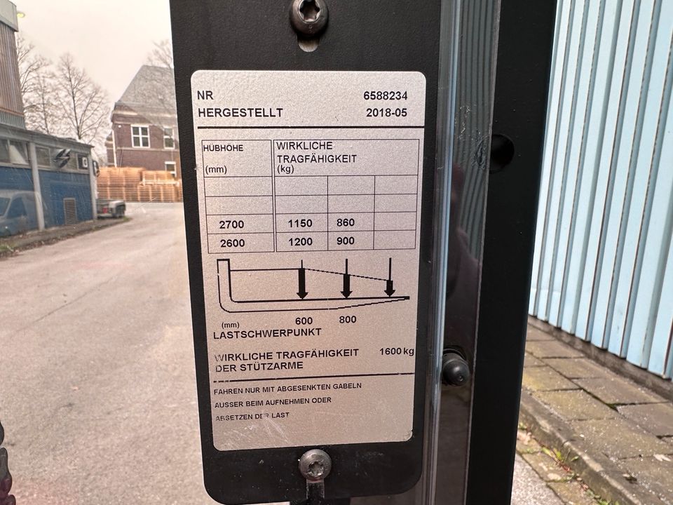 BT SWE120 L Initialhub 2700mm Hochhubwagen Elektro Hubwagen in Düsseldorf