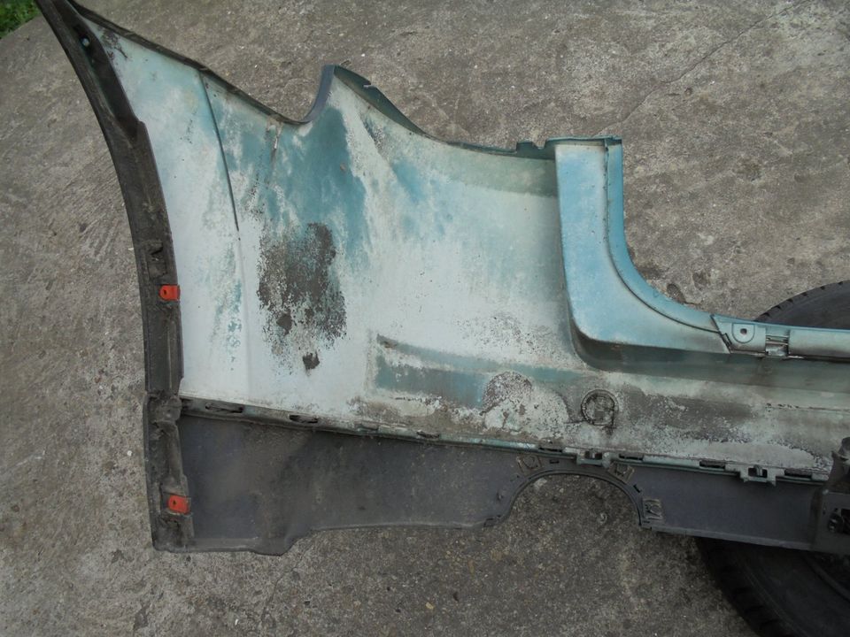 Opel Signum 02-09 Stoßstange hinten Z398 grün Stoßfänger in Lauenburg