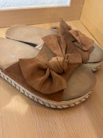 Damenschuhe Sandalen Hausschuhe mit Schleifen Gr38 Bayern - Kolbermoor Vorschau