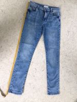 Jungen/Herren-Jeans C&A Slim fit 5-Pocket Gr. S, Gr. 176 Nordrhein-Westfalen - Solingen Vorschau