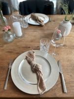 Musselin Serviette Beige Hochzeit Feier Event leihen mieten Nordrhein-Westfalen - Oelde Vorschau