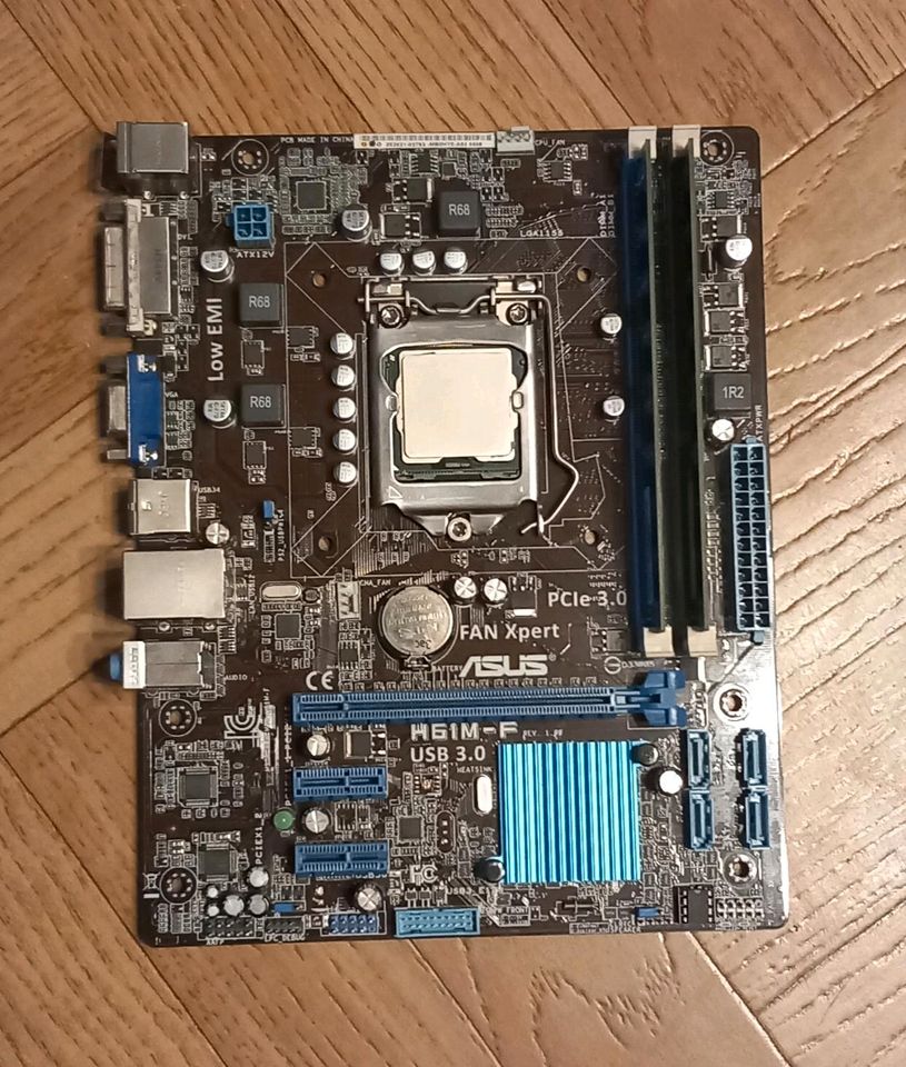 Mainboard + CPU + RAM, i5-2500, 4GB RAM in Issum