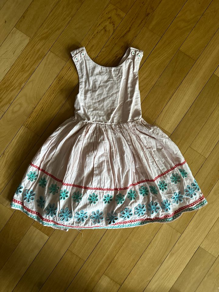 Mini Boden Kleid Mädchen Gr. 116, 5-6 Y in Berlin