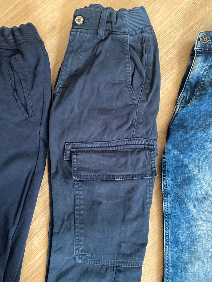 Hosen Jeans Jogging Gr.158 S.Oliver slim Jungen Set in Parsberg