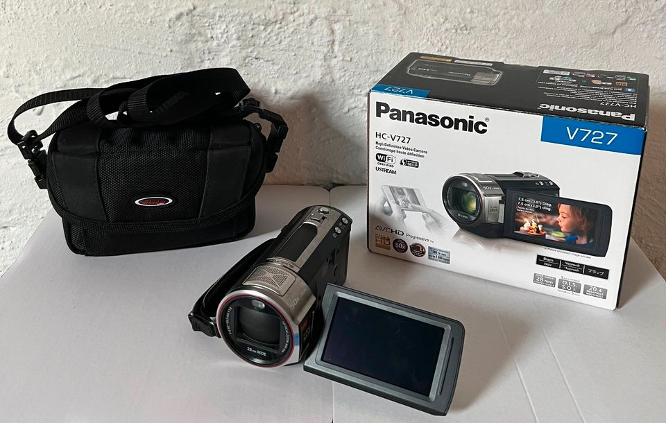 Videokamera / Panasonic HC-V727 High Definition Video Camera in Rostock