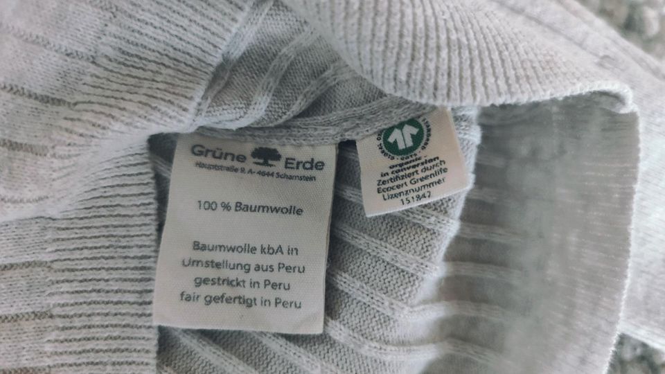 Grüne Erde Strickjacke in Weyhe