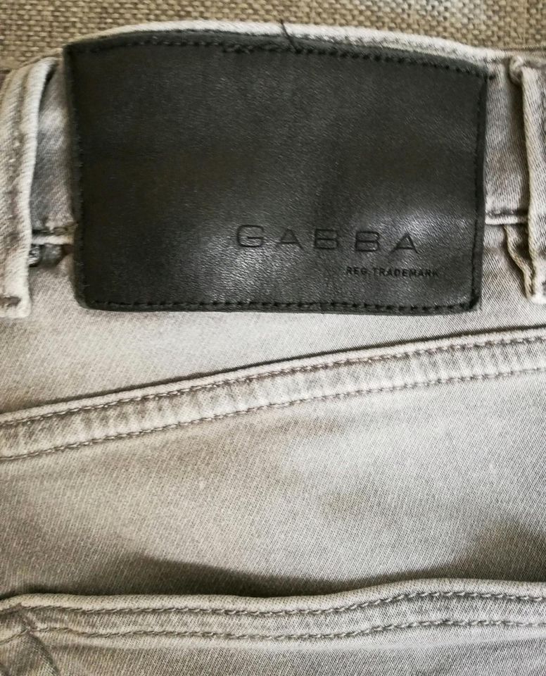 GABBA Herren Jeans - Größe 30 Regular - Grau in Frankfurt am Main
