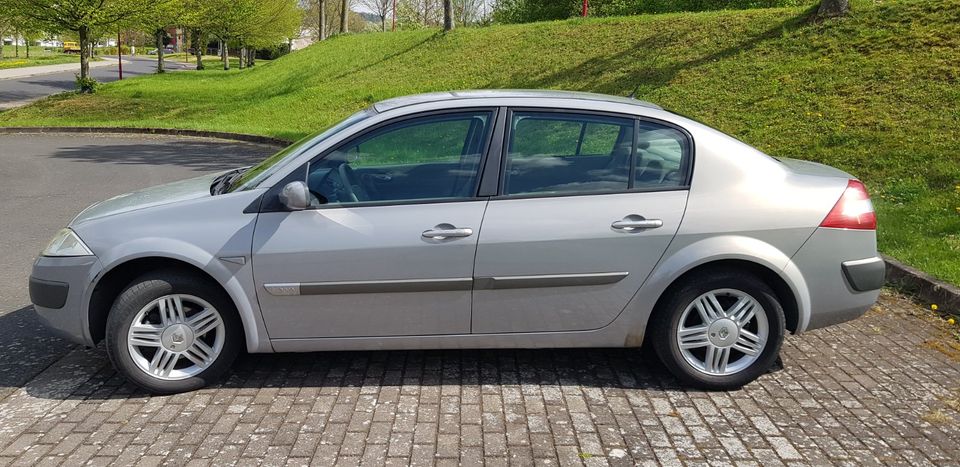 Renault Megane II 1.6 Privileg, HU12/25, SH, erst 121 Tkm in Wutha-Farnroda