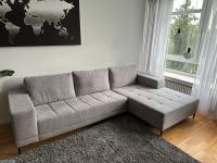 Couch mit Hocker grau sehr guter Zustand Kr. München - Gräfelfing Vorschau