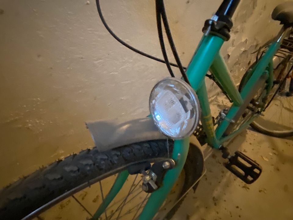 Shimano Trend TY20 Grün Fahrrad mit Gangschaltung Gepäckträger in Berlin