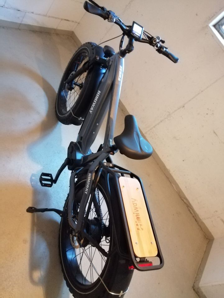 E-Bike Himiway Zebra so gut wie neu in Lörrach