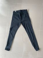 Polo Ralph Lauren Varick Legging schwarz Gr. 29 Hessen - Mörfelden-Walldorf Vorschau