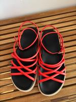 Vic Matie Sandalen rot, Gr. 39 Baden-Württemberg - Ditzingen Vorschau