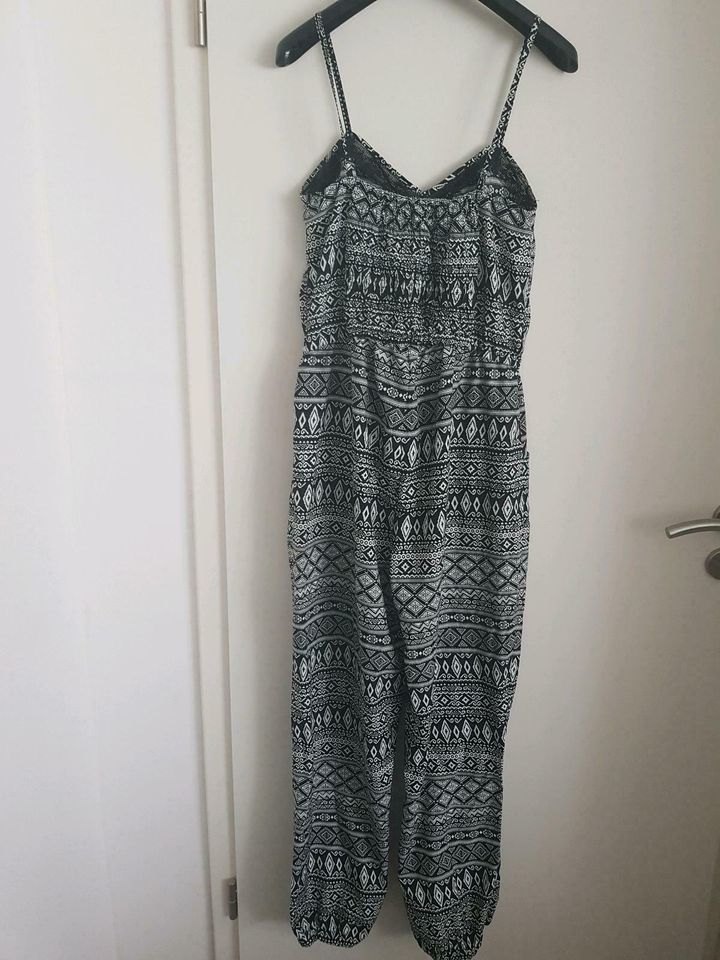 Jumpsuit Damen Sommer elegant, Größe M in Oberhausen