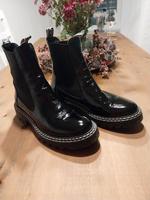 Stiefeletten/Tamaris/schwarz/38 Niedersachsen - Burgdorf Vorschau