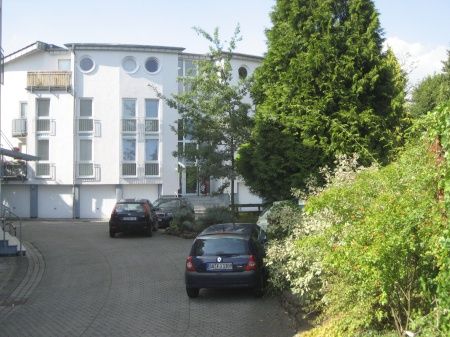 SANKT AUGUSTIN, schöne 2 Zimmer-Wohnung im 1. OG, ca. 55 m² Wfl. mit Balkon, Garage, Abstellfläche in Sankt Augustin