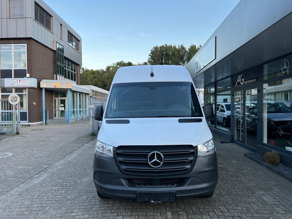 Mercedes-Benz Sprinter 311 CDI*AHK*3-Sitzer*L2H2 in Wilhelmshaven