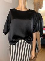 C&A Blusenshirt Shirt glänzendes Oberteil schwarz 34 Rheinland-Pfalz - Trier Vorschau