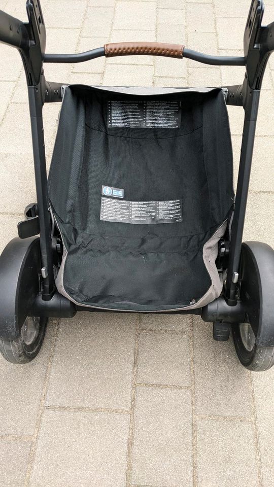 Nuna Demi Grow Kinderwagen in Berlin