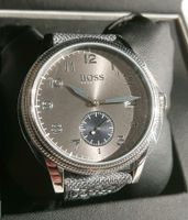 Hugo Boss Herrenuhr Neu Legacy Analog Leder / Textil grau Nordrhein-Westfalen - Wermelskirchen Vorschau