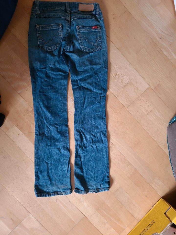 Only Jeans 34/32 xs 34 blau in Marburg