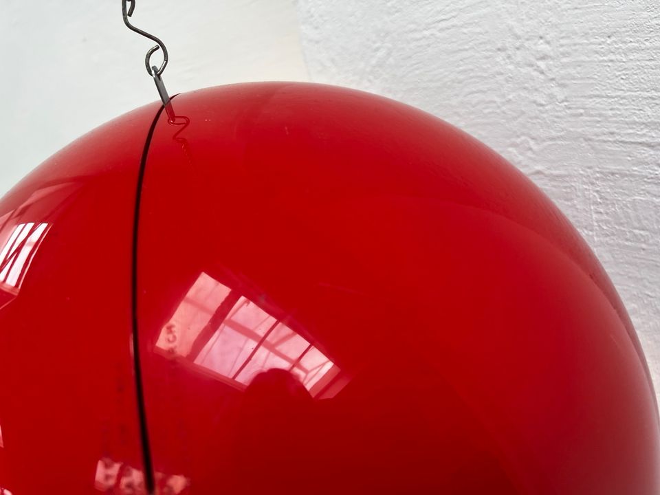 Artemide Pallade von Studio Tetrarch Hängeleuchte Lampe rot in Kassel