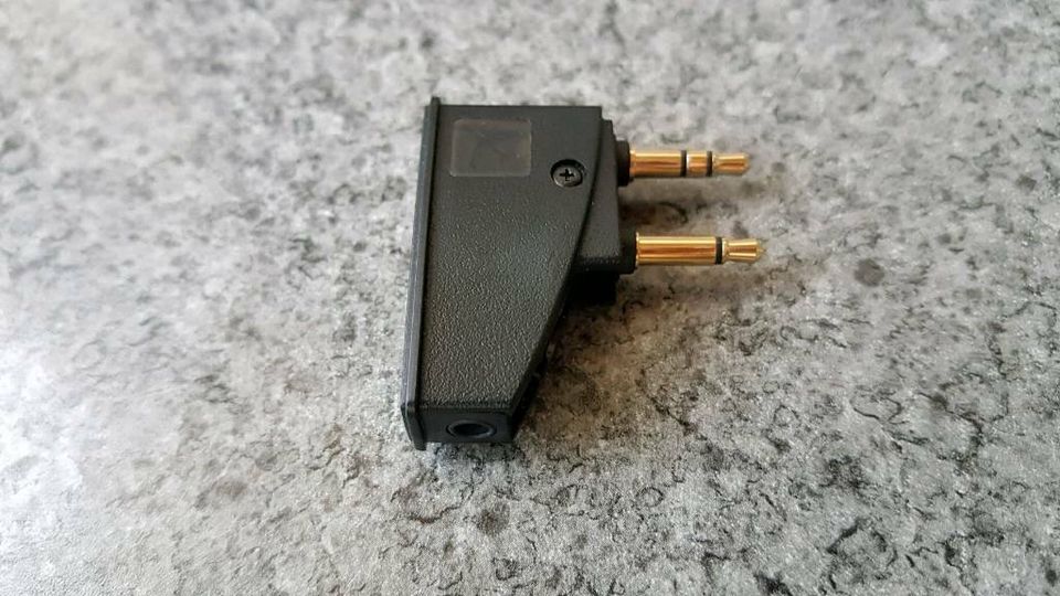 Bose Flugzeug Adapter 3.5mm Original in Ergolding