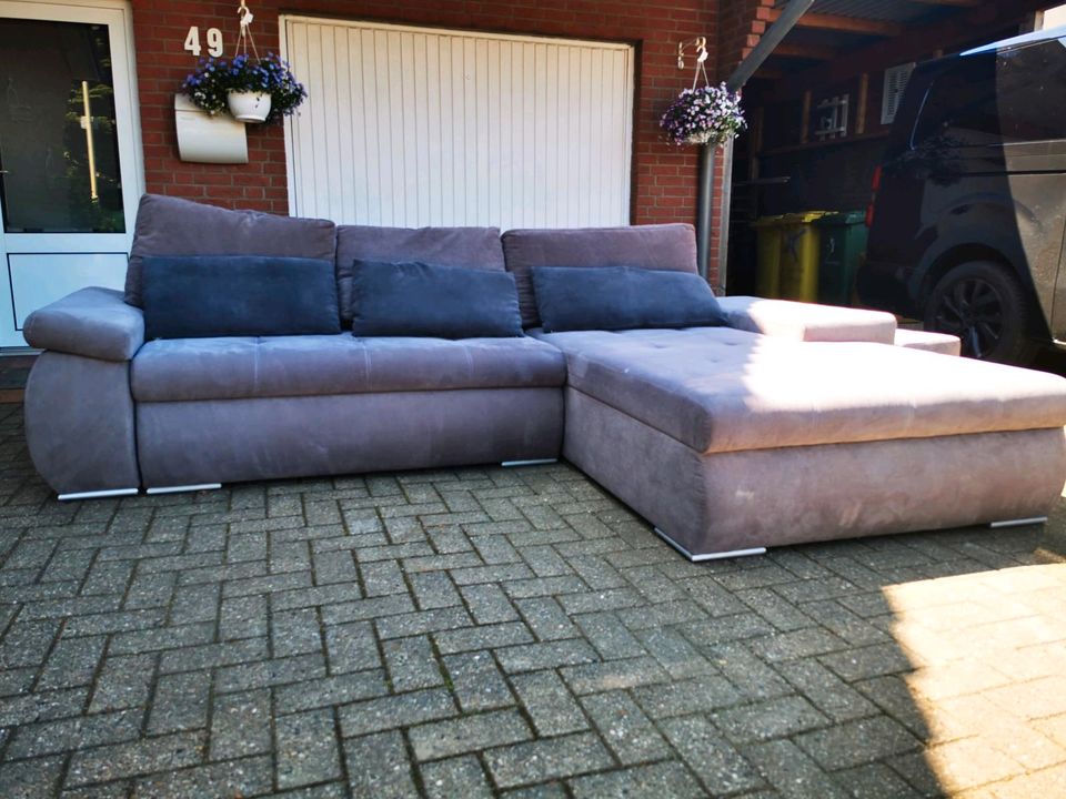 Couch/Sofa/Schlafcouch in Husum