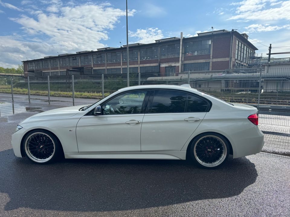 BMW 320D M Sport in Großrosseln