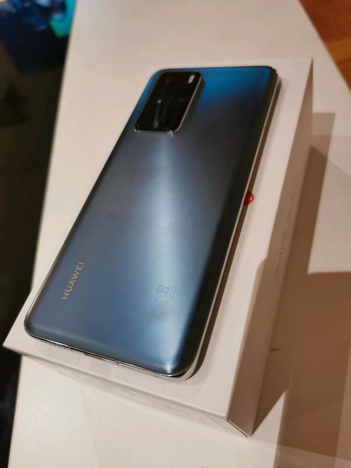 Huawei P40 Pro 256gb Silver Frost in Arendsee (Altmark)