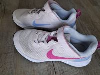 Schuh Sportschuh Nike Gr. 31 *sehr gut erhalten* Berlin - Lichtenberg Vorschau