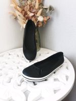 ♥ CROCS ♥ Ballerina Sommerschuhe Gr.W6 / 36 schwarz NEU Niedersachsen - Gifhorn Vorschau