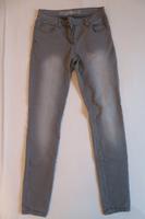 Jeanshose Hose Jegging Gr. 38 Gina grau Brandenburg - Cottbus Vorschau