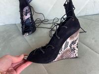 Zara Wedges Keil Sandalen Sandaletten Schnüren Schnürung Hessen - Seligenstadt Vorschau