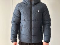 Superdry dunkelblaue Winterjacke Gr.M Bayern - Bergen Vorschau