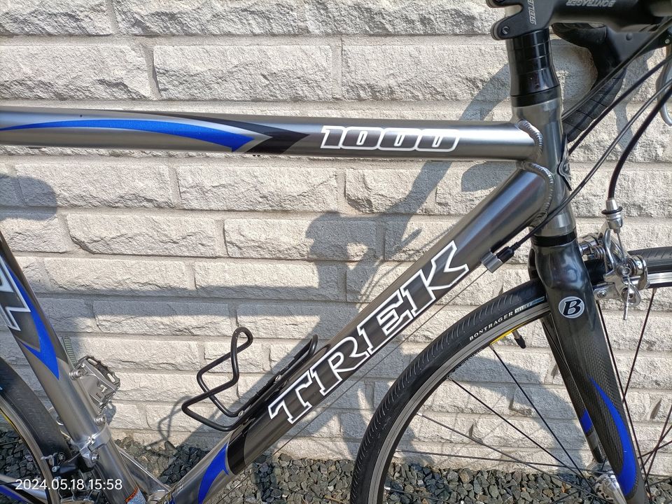 Rennrad TREK 1000 / Rahmenhöhe 56cm / Carbongabel / 1a Zustand in Düren