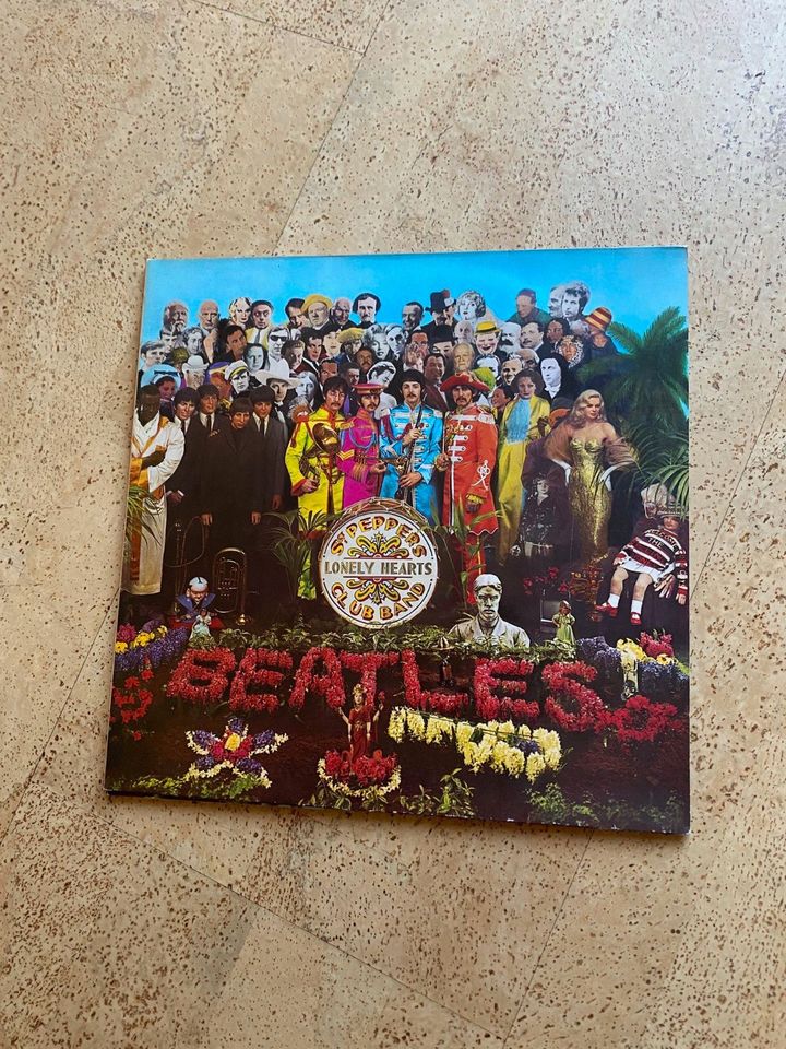 The Beatles "Sgt. Pepper's Lonely Hearts Club Band"  (RI) D 1976 in Horneburg