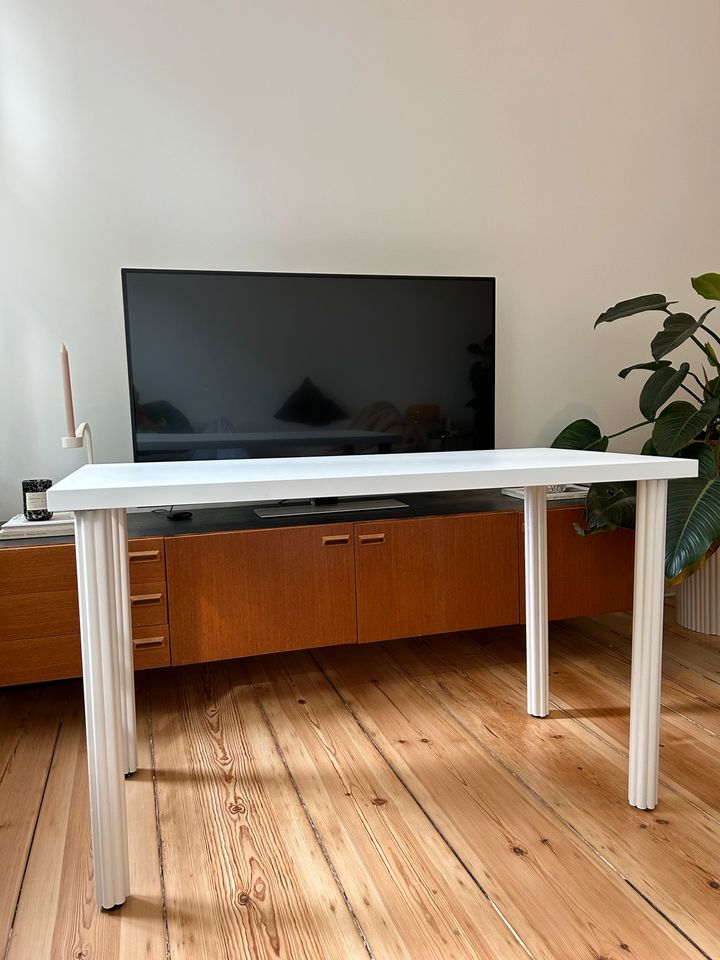 Esstisch Schreibtisch Tisch Holztisch weiß Creme in Berlin
