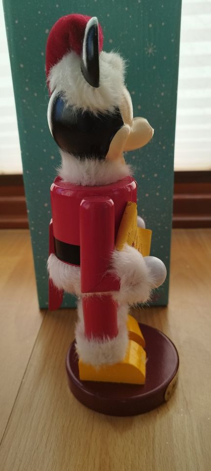 Nussknacker Mickey Maus als Weihnachtsmann Kurt S. Adler(Disney) in Querfurt