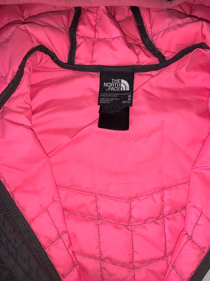 The North Face * Thermoball Steppjacke, Gr. 140/152 (10/12 Jahre) in Jena