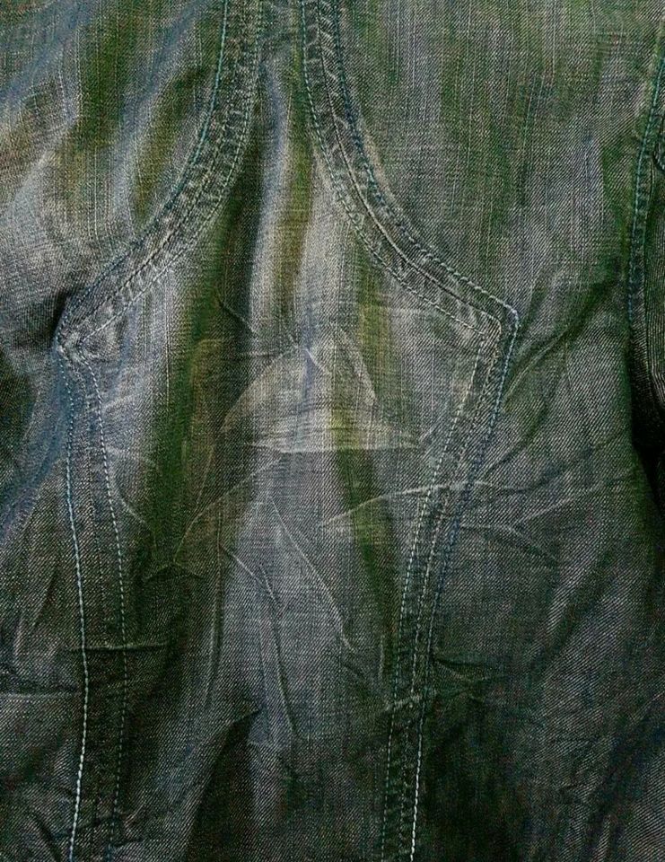 Wrangler Jeans Jacke Blazer Gr.M ( fällt klein aus) in Fröndenberg (Ruhr)