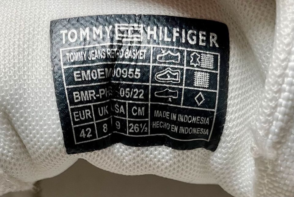 Sneaker Hilfiger, weiß, Leder, Gr.42/UK8 in Eisenach
