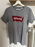 Levi‘s T-Shirt in Grau Gr. M Schleswig-Holstein - Jevenstedt Vorschau